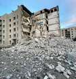 Prédio destruído por bombardeio russo em Chasiv Yar, na província de Donetsk  Foto: ANSA / Ansa - Brasil