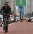Ciclovia na Avenida Paulista, região central de São Paulo  Foto: Agência Brasil