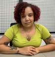 A designer Raíssa Cardoso, de 28 anos, foi eliminada de um processo seletivo após informar à recrutadora que não tinha dinheiro para ir à entrevista  Foto: Arquivo pessoal / BBC News Brasil