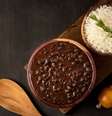 O arroz e feijão são a base da culinária brasileira (Imagem: Shutterstock)  Foto: Guia da Cozinha