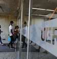 Em repúdio à agressão, um protesto foi organizado na faculdade no início desta semana  Foto: 