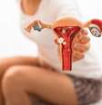 Jovem fica curada de endometriose após gravidez; ginecologista explica  Foto: Shutterstock / Saúde em Dia