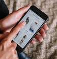 Influenciadores fazem sucesso em redes sociais como o TikTok ao mostrar a quantidade de itens que eles compraram nessas lojas gastando pouco  Foto: Pexels