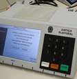 Funcionários do Tribunal Superior Eleitoral (TSE), em Brasilia-DF, iniciaram a lacração do sistema das Urnas Eletrônicas, que serão utilizadas nas eleições do pleito de 2022  Foto: Wilton Junior/Estadão