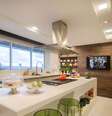 1. A cozinha completa pode trazer grandes benefícios para o dia a dia – Foto: Casa Abril  Foto: Viva Decora