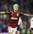 Pedro deu show na goleada do Fla por 4 a 1 sobre a Portuguesa, pelo Carioca; Gabigol também foi muito bem  Foto: Agustin Marcarian / Reuters