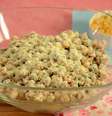 Pipoca doce com leite em pó – Foto: Guia da Cozinha  Foto: Guia da Cozinha