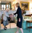 Liz Truss encontra a Rainha Elizabeth II  Foto: Reuters