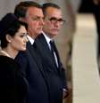 Bolsonaro e Michelle durante velório da rainha Elizabeth II  Foto: Reuters