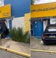 Carro atravessou muro de escola infantil em São Paulo  Foto: Reprodução/Facebook