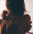 Onlyfans permite várias formas de monetização, desde assinaturas tradicionais até "gorjetas" em transmissões online  Foto: Romina Farías / Unsplash