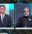 O presidente e candidato à reeleição, Jair Bolsonaro (PL), e o candidato Padre Kelmon (PTB) participam de debate presidencial.  Foto: Reprodução/ YouTube SBT News