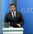 O mediador pediu desculpas e informou que o debate deveria ser encerrado  Foto: Reprodução/ TV Globo