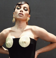 Anitta com sutiã de cone em corset    Foto: @anitta/Instagram/Reprodução / Elas no Tapete Vermelho
