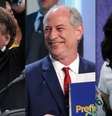 Lula e Bolsonaro irão disputar o segundo turno; candidatos terão de puxar votos de Simone Tebet e Ciro Gomes.  Foto: Werther Santana, Felipe Rau, Pedro Kirilos e Tiago Queiroz/Estadão / Estadão