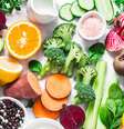 Como a alimentação pode influenciar o envelhecimento da pele?  Foto: Shutterstock / Alto Astral