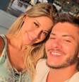Maíra Cardi e Arthur Aguiar se casaram em 2017 e, após um período separados, reataram em 2021.  Foto: Instagram/ @arthuraguiar / Estadão