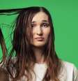 Cabelo oleoso: 7 hábitos que aumentam a oleosidade dos fios  Foto: Shutterstock / Alto Astral