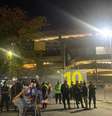 Torcedores do Corinthians invadiram o Maracanã na noite desta quarta-feira, 19, antes do começo da final da Copa do Brasil.   Foto: Guilherme Xavier / Lance!