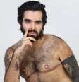 "Enquanto sujeito transmasculine, não me sinto representado. Todas as campanhas são focadas em mulheres cis", aponta o tatuador e modelo Gabriel de Carvalho  Foto: Reprodução Instagram