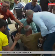 A Globo News exibiu vídeos com o momento da agressão  Foto: Reprodução/ Twitter: @GloboNews