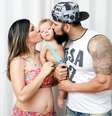 Thais e Beto com Jacob: bebê tinha cardiopatia grave e inspirou ativismo da mãe  Foto: Acervo Pessoal