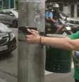 Carla Zambelli aponta arma para homem em bairro nobre de São Paulo  Foto: Reprodução