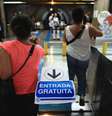 Governos liberaram o transporte público gratuito  Foto: EPA / Ansa - Brasil