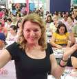 Olga Bongiovanni interagiu com centenas de artesãos em SP  Foto: Divulgação