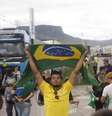 Como forma de protesto após a vitória de Luiz Inácio Lula da Silva (PT) no segundo turno das eleições presidenciais, caminhoneiros e apoiadores de Bolsonaro fazem manifestações nas estradas  Foto: Ricardo Trida/Estadão Conteúdo