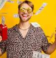 Quem-são-os-apresentadores.jpg  Foto: Adobe Stock