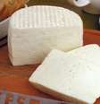 Guia da Cozinha - Como fazer queijo branco caseiro? Aprenda com a receita  Foto: Guia da Cozinha