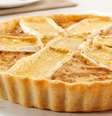 Guia da Cozinha - Quiche de cebola caramelizada e brie: inove nos sabores e crie memórias  Foto: Guia da Cozinha