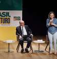 Janja, Lula, Alckmin e Gleisi conversam com deputados no CCBB  Foto: YouTube
