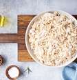 Guia da Cozinha - Desfiando frango na panela de pressão: dica valiosa para economizar tempo na cozinha  Foto: Guia da Cozinha