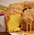 Guia da Cozinha - Bolo de fubá com paçoca: deixando a receita tradicional ainda mais gostosa  Foto: Guia da Cozinha