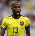 Enner Valencia marcou dois gols na estreia da Copa (KARIM JAAFAR / AFP)  Foto: Lance!