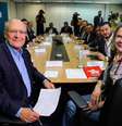 O vice-presidente eleito e coordenador da transição de governo, Geraldo Alckmin, e a presidente do Partidos dos trabalhadores (PT), Gleisi Hoffmann, durante reunião do conselho político da transição, em Brasília  Foto: Wilton Junior/Estadão - 17/11-2022 / Estadão