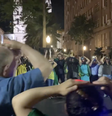 Fotógrafo diz que bolsonaristas "pediram ajuda extraterrestre" com luzes de celulares no RS  Foto: Reprodução