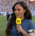 Repórter usa faixa "One Love" em transmissão da Copa do Mundo no Catar  Foto: Reprodução/Twitter