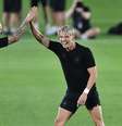 Seleção da Dinamarca treina para estreia no Catar  Foto: REUTERS/Jennifer Lorenzini