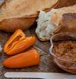 Guia da Cozinha - Como patê e até molho no macarrão: conheça a versátil sardela  Foto: Guia da Cozinha