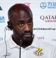 O técnico Otto Addo, da seleção de Gana durante coletiva (Foto: KHALED DESOUKI / AFP)  Foto: Lance!