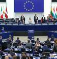 Sessão do Parlamento UE cobrou mais sanções contra a Rússia  Foto: EPA / Ansa - Brasil