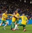 Seleção da Austrália comemorando gol feito contra a França, na Copa do Mundo  Foto: Reprodução/Twitter/@socceroos