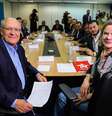 Alckmin e Gleisi em reunião com o Conselho Político do gabinete de transição  Foto: Estadão