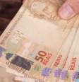 Veja como planejar o uso do seu 13° salário nesta reta final do ano – Foto: Shutterstock  Foto: Finanças e Empreendedorismo