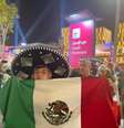 Mexicanos provocam argentinos e pregam união com latinos  Foto: Aline Küller, do Catar