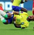 Neymar fica no hotel para fisioterapia; Danilo acompanha seleção brasileira para jogo com a Suíça  Foto: Amanda Perobelli / Reuters