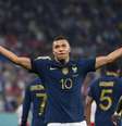 Mbappé comemora gol marcado na Copa do Mundo do Qatar (Foto: Franck Fife/ AFP)  Foto: Lance!